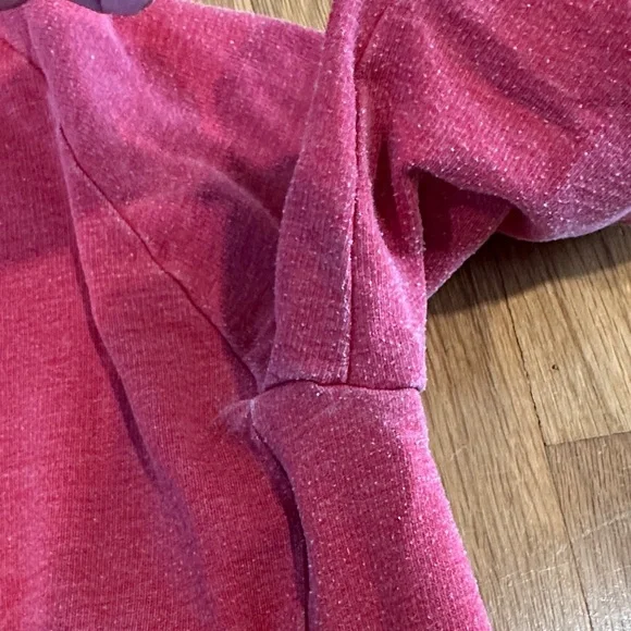 *last chance* NFL Team Apparel | Women’s Red Chiefs Sweatshirt - Picture 16 of 16